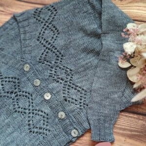 Motacilla, gilet court au tricot