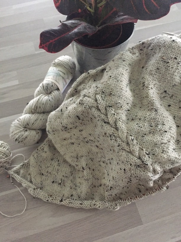 Châle Heuchera en cours de tricot