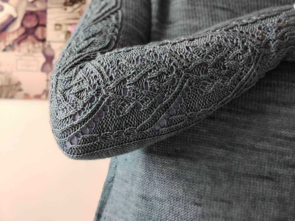 Hysope - Appel au test pull au tricot raglan en dentelle