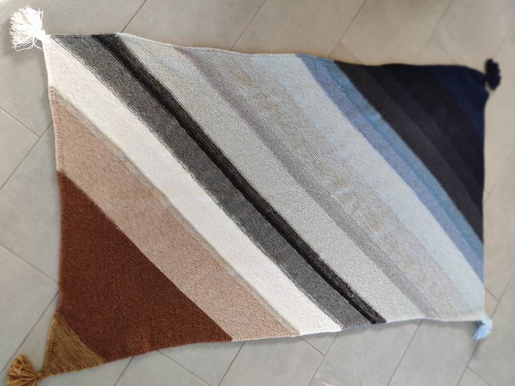 Couverture au tricot pour utiliser ses restes de laine