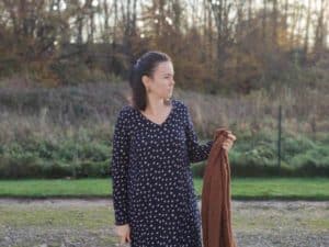 Ma tenue favorite de l'automne- Tenue handmaid - Robe Raven - Gilet Belladonna