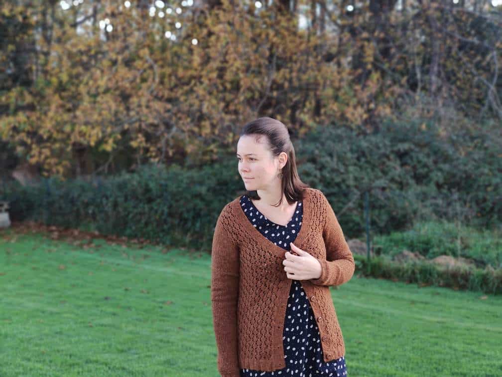 Ma tenue favorite de l'automne- Tenue handmaid - Robe Raven - Gilet Belladonna