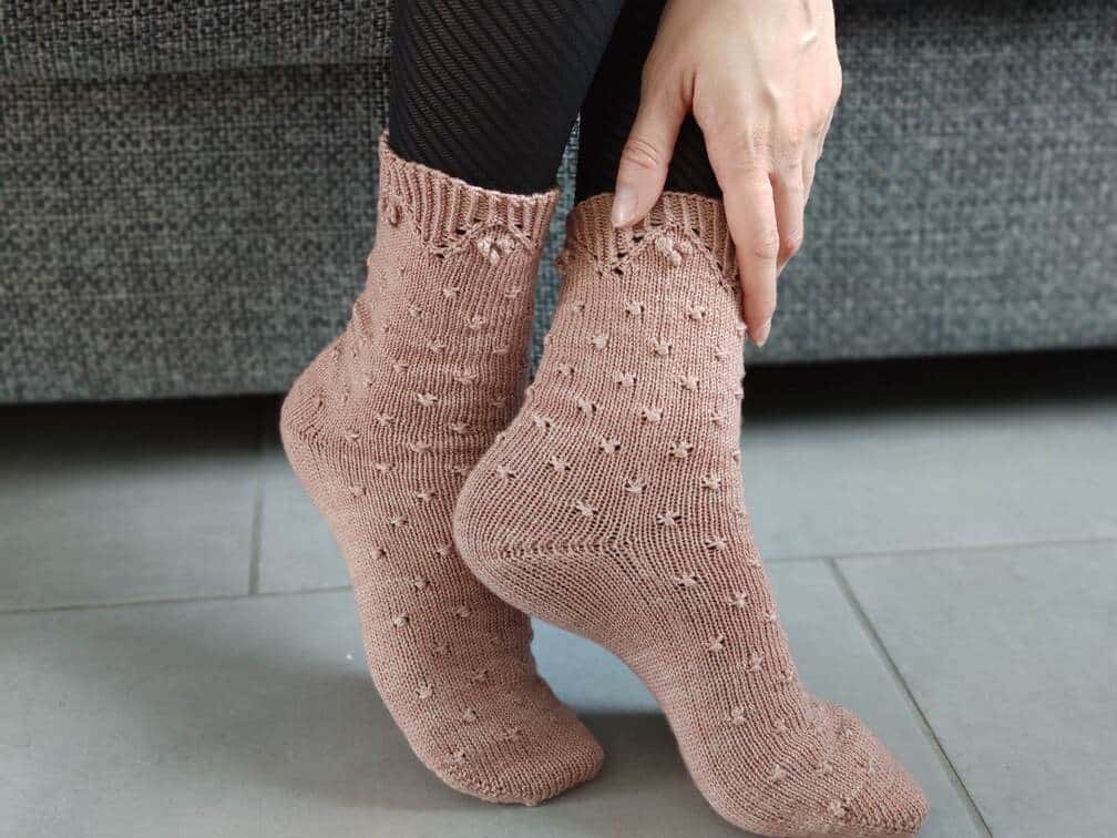 Malva socks - Chaussettes tricotées - Maloraé Designs