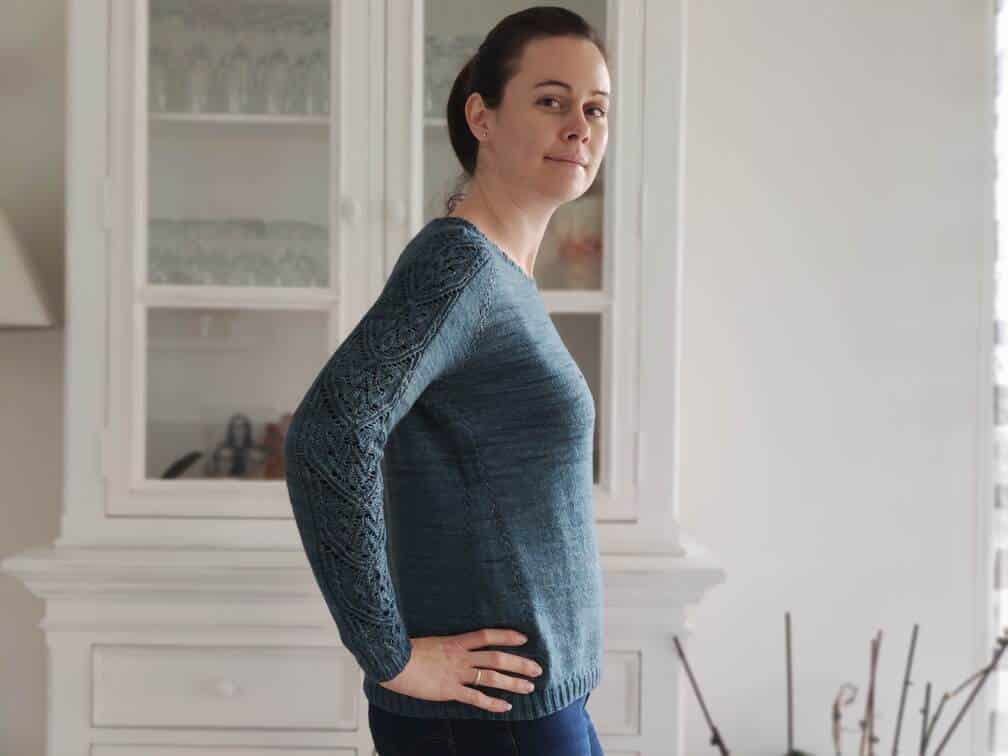 Hysope - Maloraé Designs - Pull raglan en dentelle