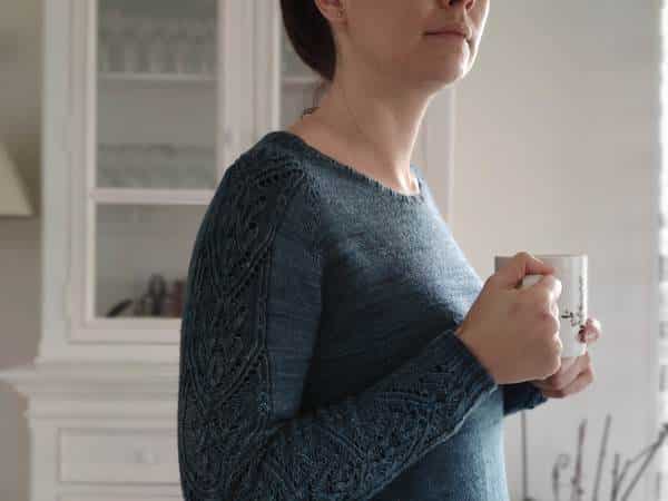 Hysope - Maloraé Designs - Pull raglan en dentelle