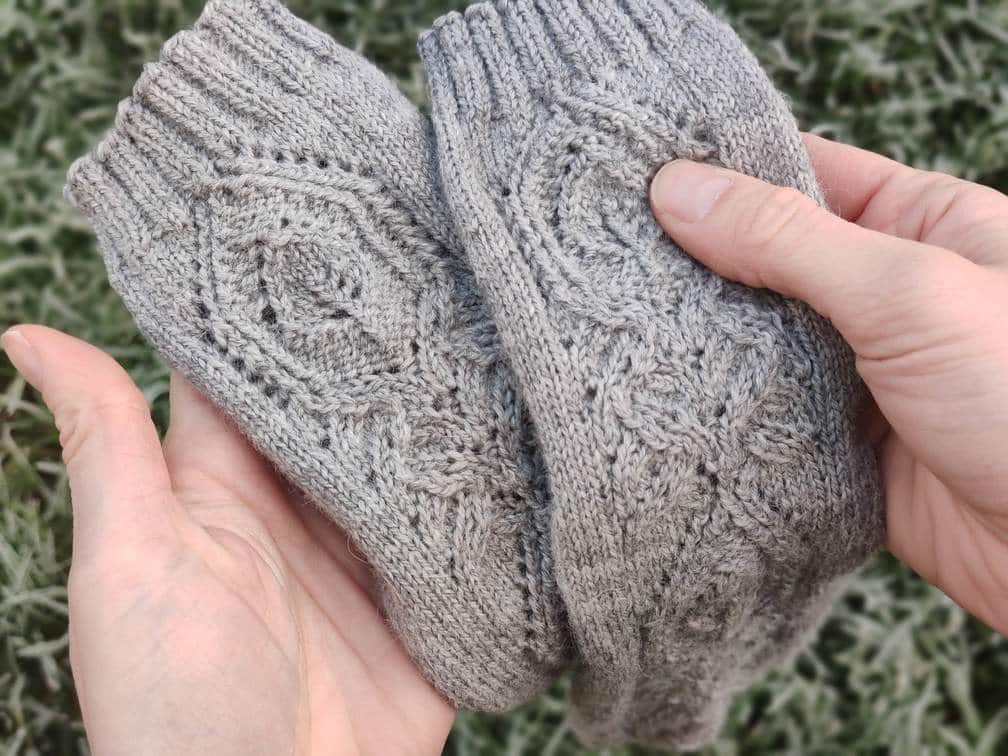 Hedera socks - Maloraé Designs