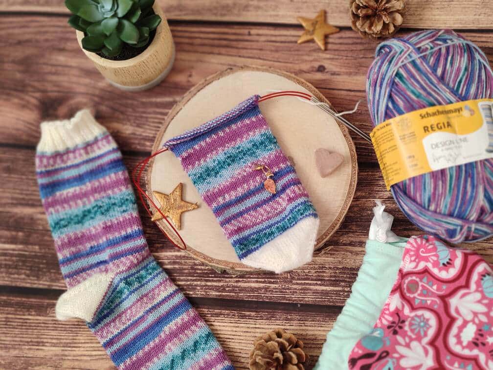 Chaussettes au tricot - Tuto gratuit - Maloraé Designs