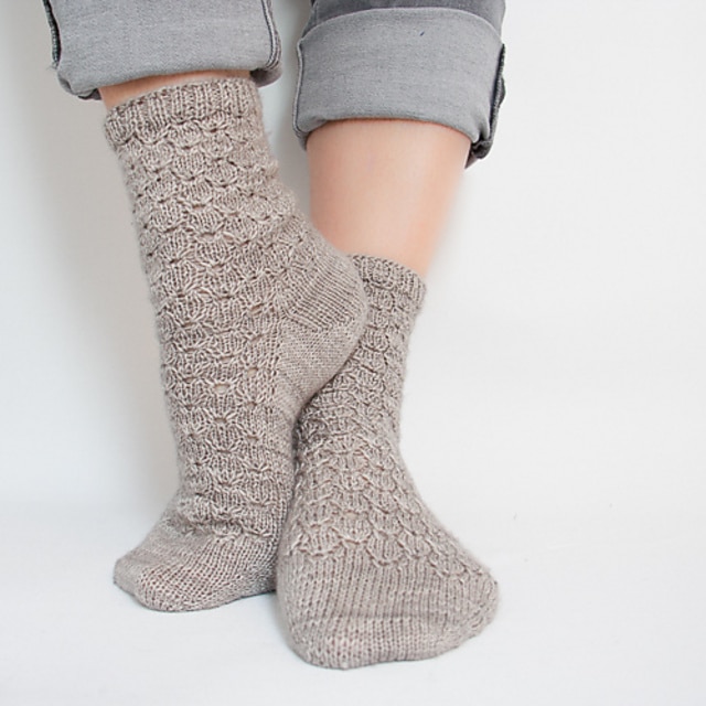 Dontown-Abbey-Socks- Chaussettes au tricot - Patron gratuit -Maloraé Designs