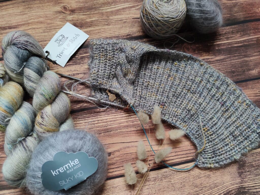 Linen cardigan - Résumé d'Août - Maloraé Designs