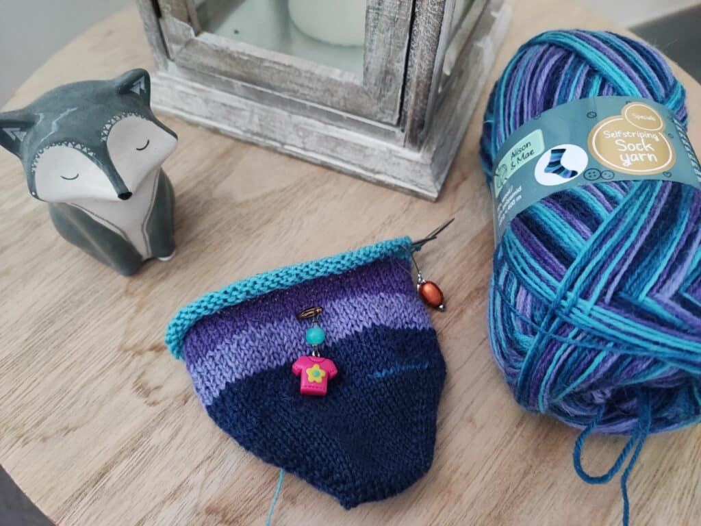 Chaussettes au tricot - Maloraé Designs