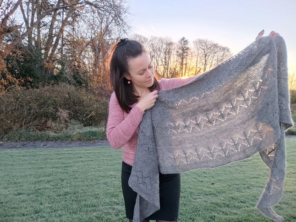 Drimys shawl - Patron de tricot gratuit - Maloraé Designs