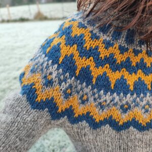 Uncinia +Little Uncinia - pull tricoté en jacquard - Patron de tricot - Maloraé Designs