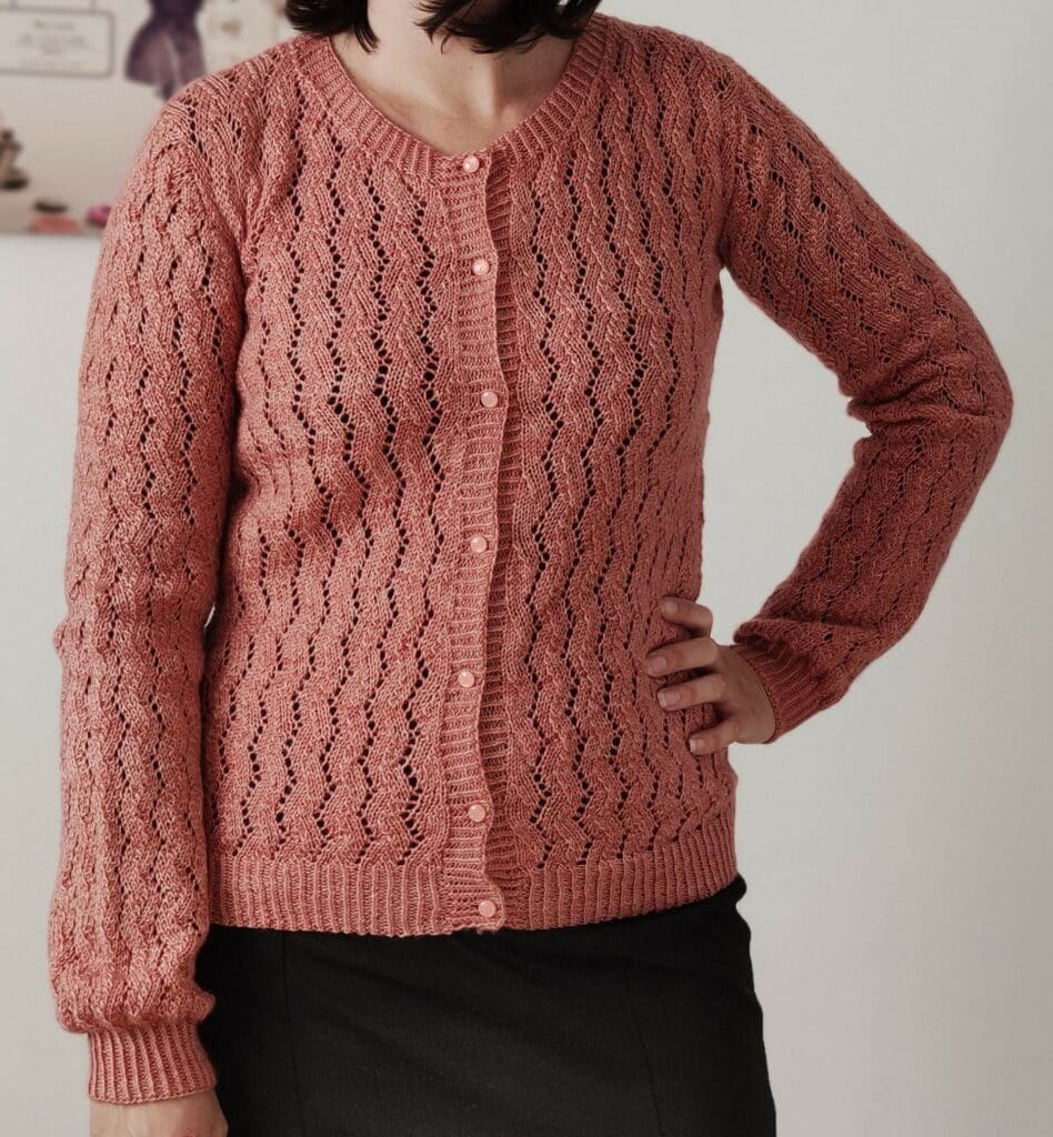 Albizia - Gilet printanier au tricot pour femme - Patron de tricot - dentelle -Maloraé Designs