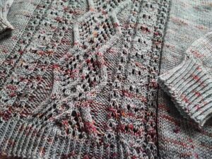Lychnis, un joli pull col V! (Appel au test) - Maloraé Designs