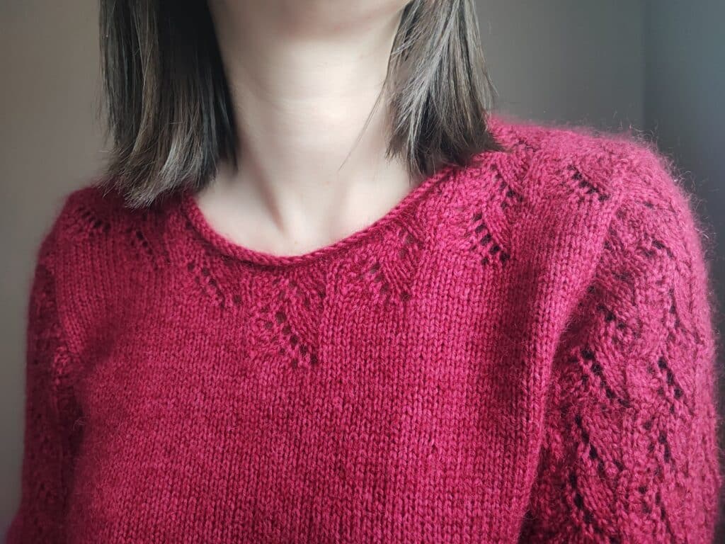 Irésine, un pull femme à manches montées en dentelle! - Patron de tricot - Maloraé Designs