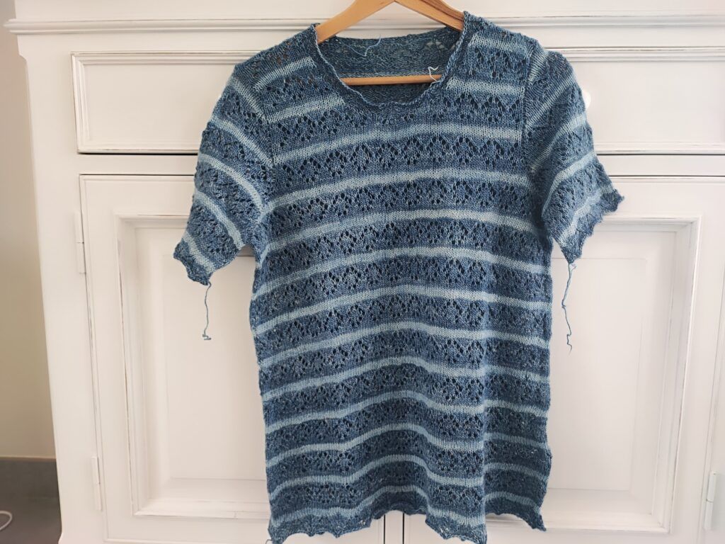 Tricyrtis, un tee-shirt au tricot ! (Appel au test) - Patron de tricot - Maloraé Designs