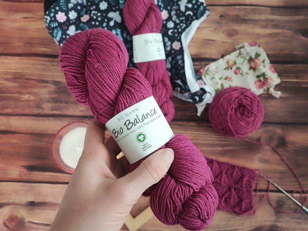 Scopolia, un joli débardeur estival au tricot ! (Appel au test) - Patron tricot - maloraé Designs