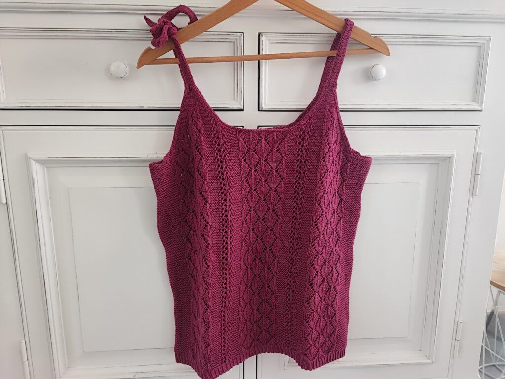 Scopolia, un joli débardeur estival au tricot ! (Appel au test) - Patron tricot - maloraé Designs