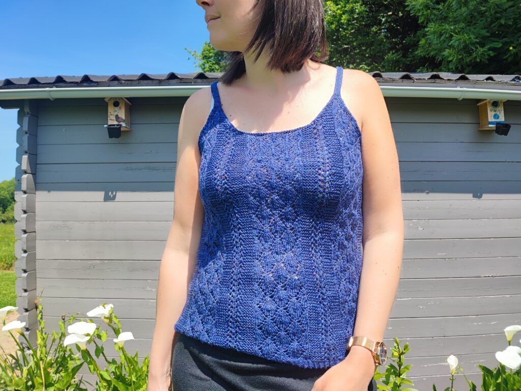 Scopolia - Débardeur au tricot pour femme - Patron de tricot - Maloraé Designs