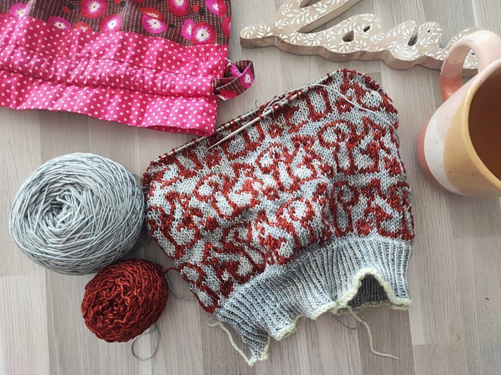 Col en jacquard bis - Patron de tricot - Maloraé Designs