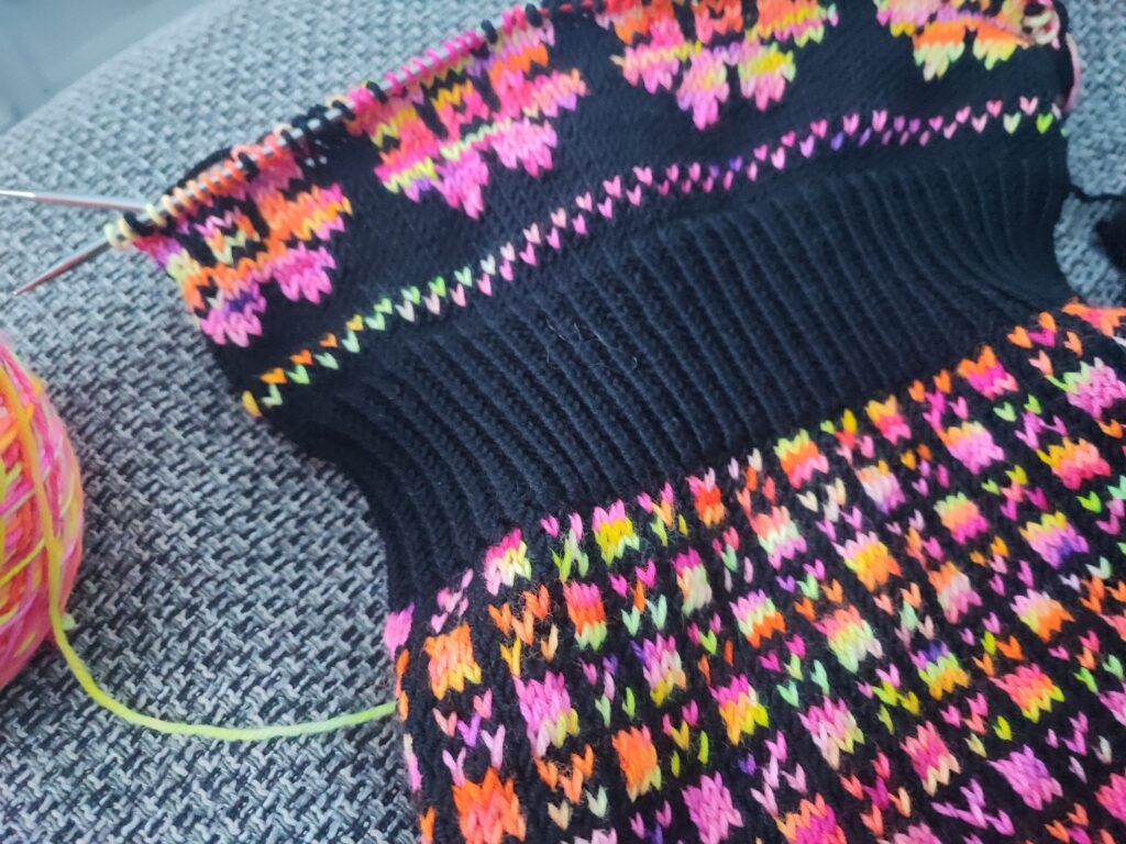Byblis -Col en jacquard au tricot - Maloraé Designs