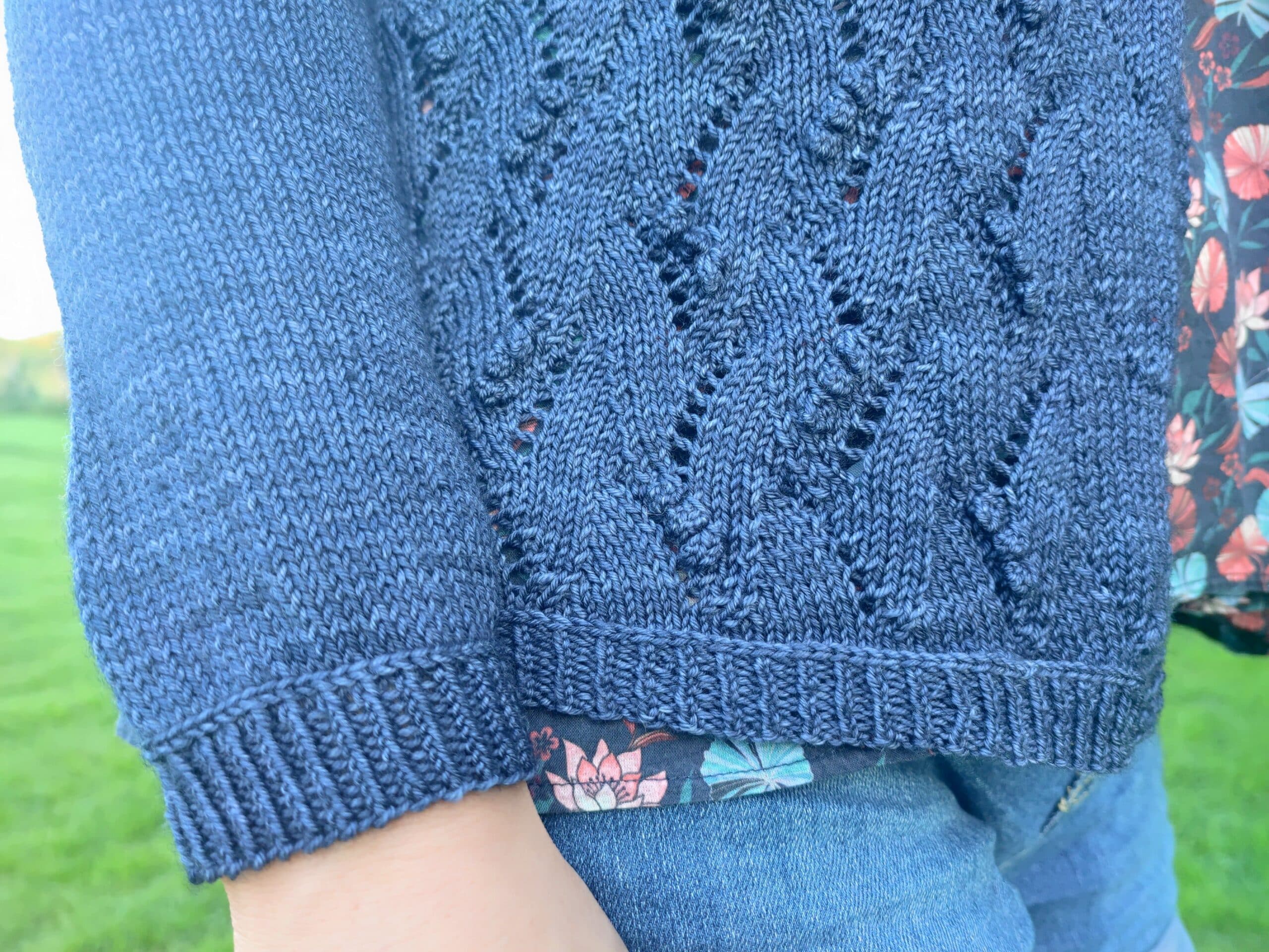 Blue Pearl - Gilet femme 
 - Patron de tricot - Maloraé Designs