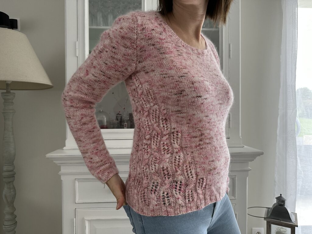 Arabis - Pull femme au tricot - Dentelle et torsades - Maloraé Designs
