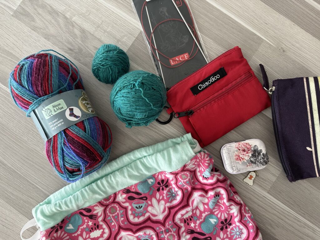 Chaussettes au tricot - Tuto gratuit - Podcast épisode 51 - Maloraé Designs