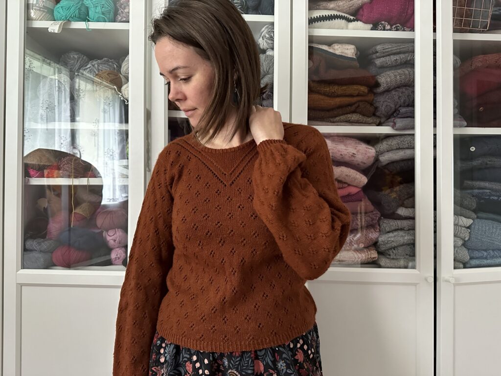 Stipa - Pull au tricot pour femme - Dentelle - Novembre 2023 - Maloraé Designs