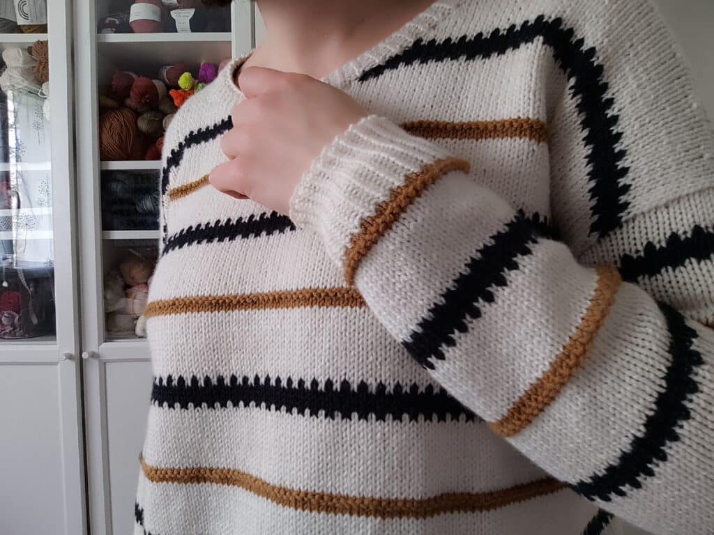 Deutzia - Pull marinière au tricot pour femme - Patron de tricot - Maloraé Designs