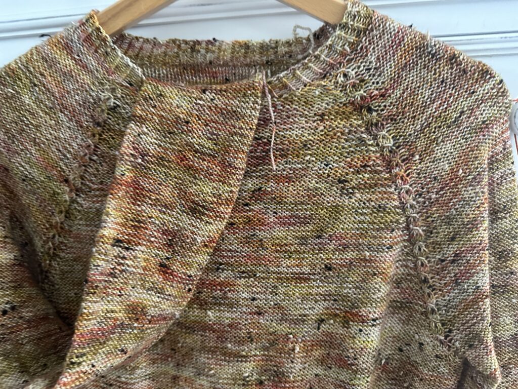Tweedy sweater, un pull basique au tricot ! (Appel au test) - Patron de tricot femme - Maloraé Designs
