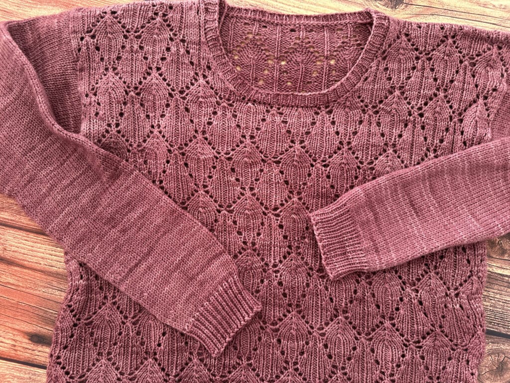 Rubra, un délicat pull tricoté en dentelle ! (Appel au test) - Patron de tricot pour femme - Maloraé Designs