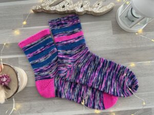 Your name socks, patron de chaussettes au tricot facile ! - Patron de tricot - Maloraé Designs