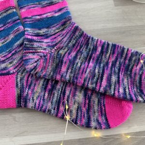 Your name socks - Patron de tricot de chaussettes - Maloraé Designs