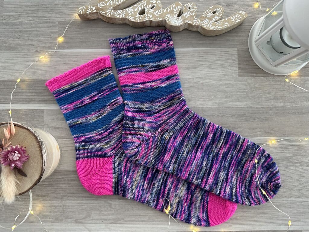 Your name socks - Patron de tricot de chaussettes - Maloraé Designs