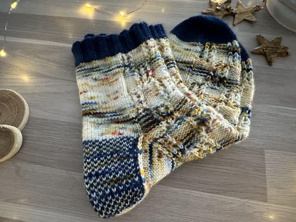 Chaussettes Dothraki - Collection de chaussettes GOT au tricot ! - Patron de tricot - Game of thrones - Maloraé Designs