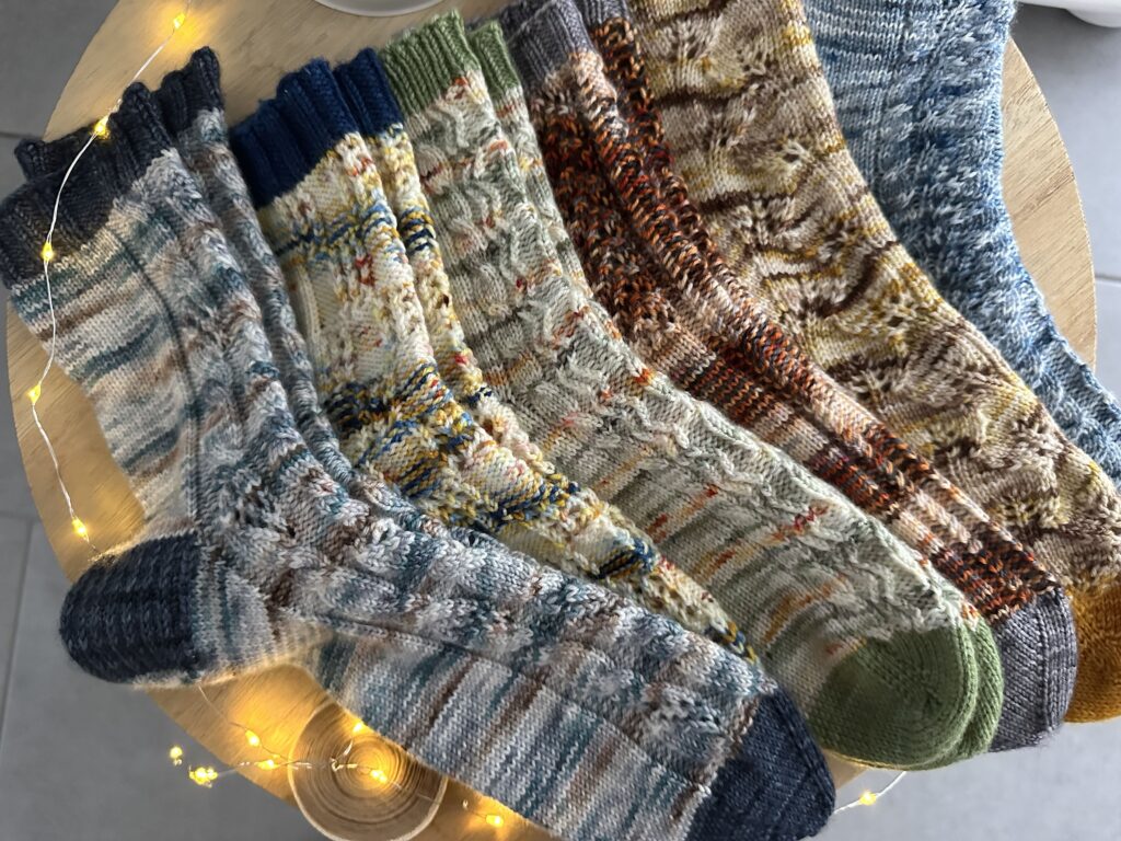 Collection de chaussettes GOT au tricot ! - Patron de tricot - Game of thrones - Maloraé Designs