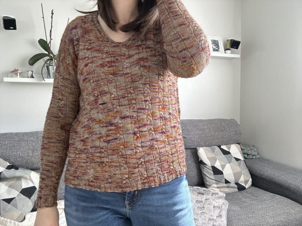 Pansy - Pull au tricot - Patron tricot - Mailles d'automne - Maloraé Designs