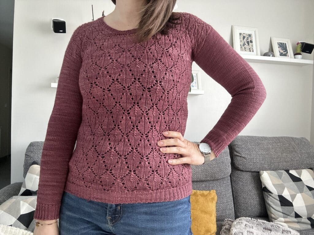 Rubra- Pull au tricot - Patron tricot - Mailles d'automne - Maloraé Designs