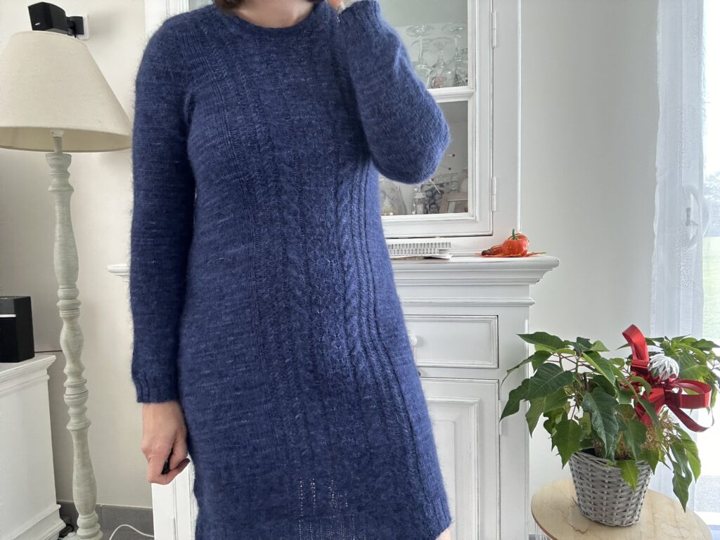 Diervilla, un patron de robe à torsades au tricot ! - Patron de tricot pour femme - Maloraé Designs