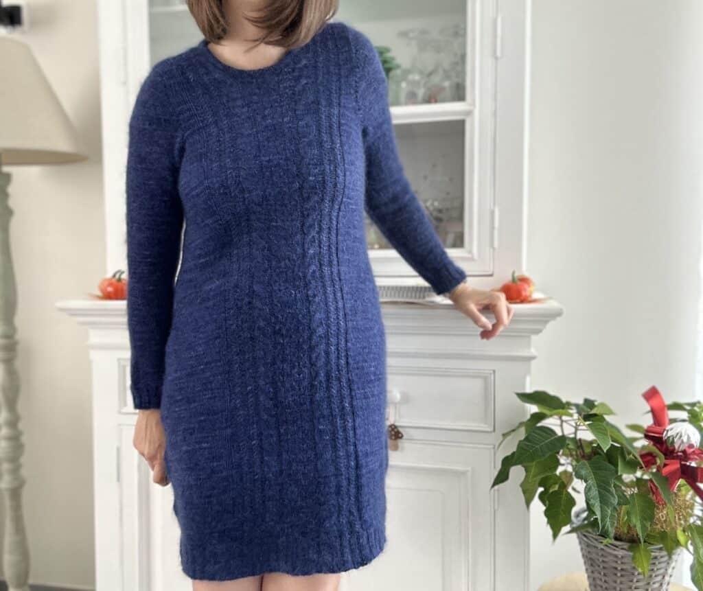 Robe Diervilla - Patron de robe au tricot - Torsades - Les coulisses – Votre code du mois de novembre 2024 !