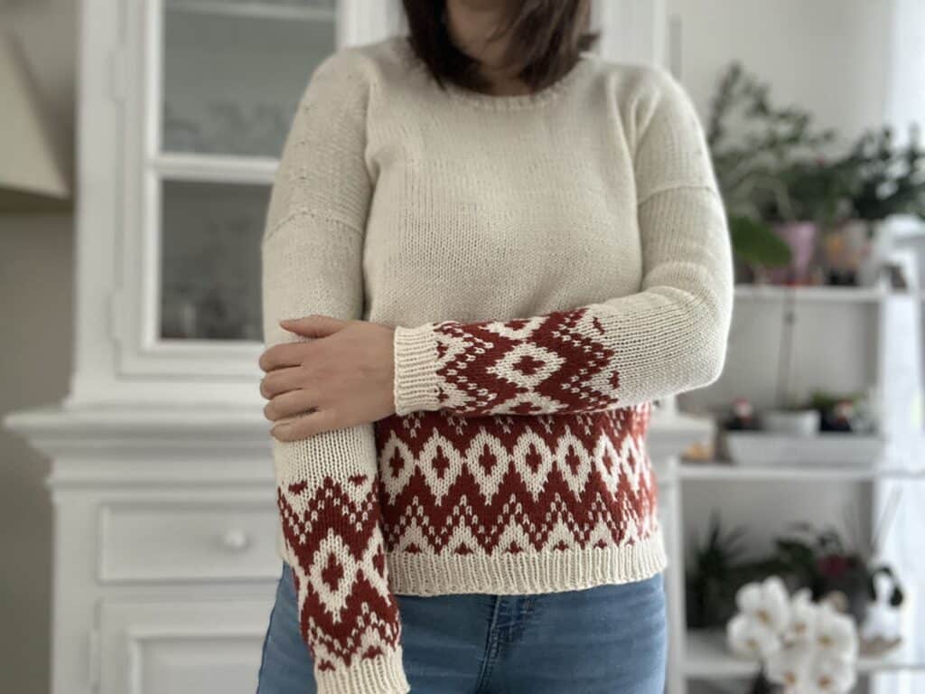 Tritoma - Pull au jacquard pour femme - Patron de tricot - Maloraé Designs