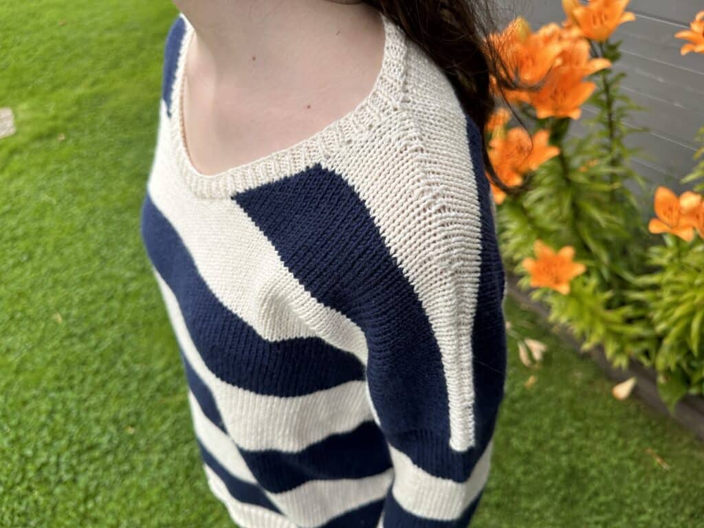 La mini marinière (Little) - Pull au tricot gratuit - enfant - Rayures - Maloraé Designs