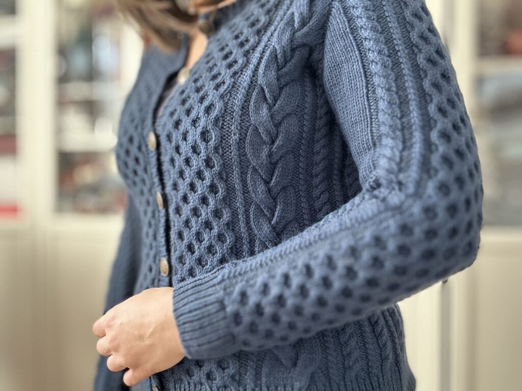 Gilet Acalypha - Patron de tricot - Gilet femme - Maloraé Designs
