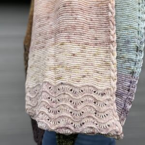 Topaze, une étole au tricot facile et addictive ! - Patron de tricot - Accessoire tricot - Maloraé Designs