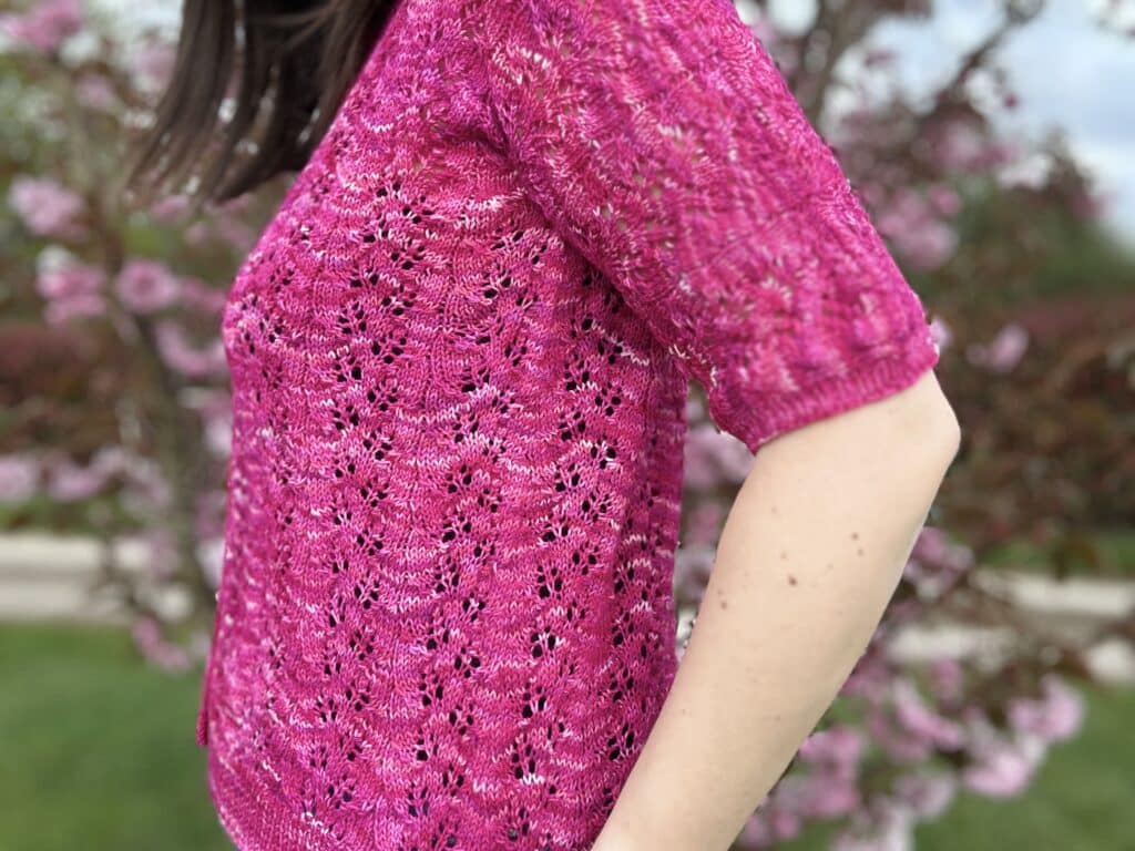 Gaura, un tee-shirt pour femme tricoté en dentelle ! - Patron de tricot - Dentelle - Maloraé Designs