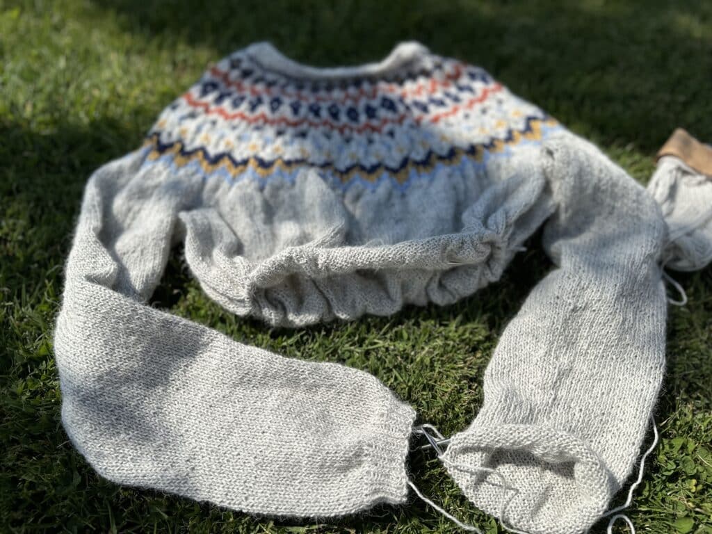Pull en jacquard - Patron de tricot - Maloraé Designs