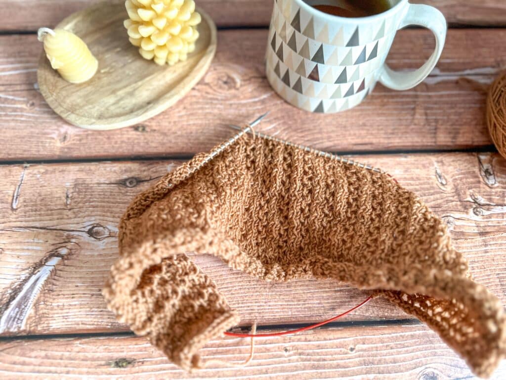 Gilet long en dentelle - Patron de tricot pour femme - Maloraé Designs