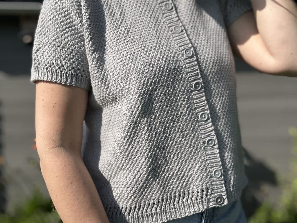 Capelle - Gilet au tricot en point de blé - Patron de tricot femme - Maloraé Designs