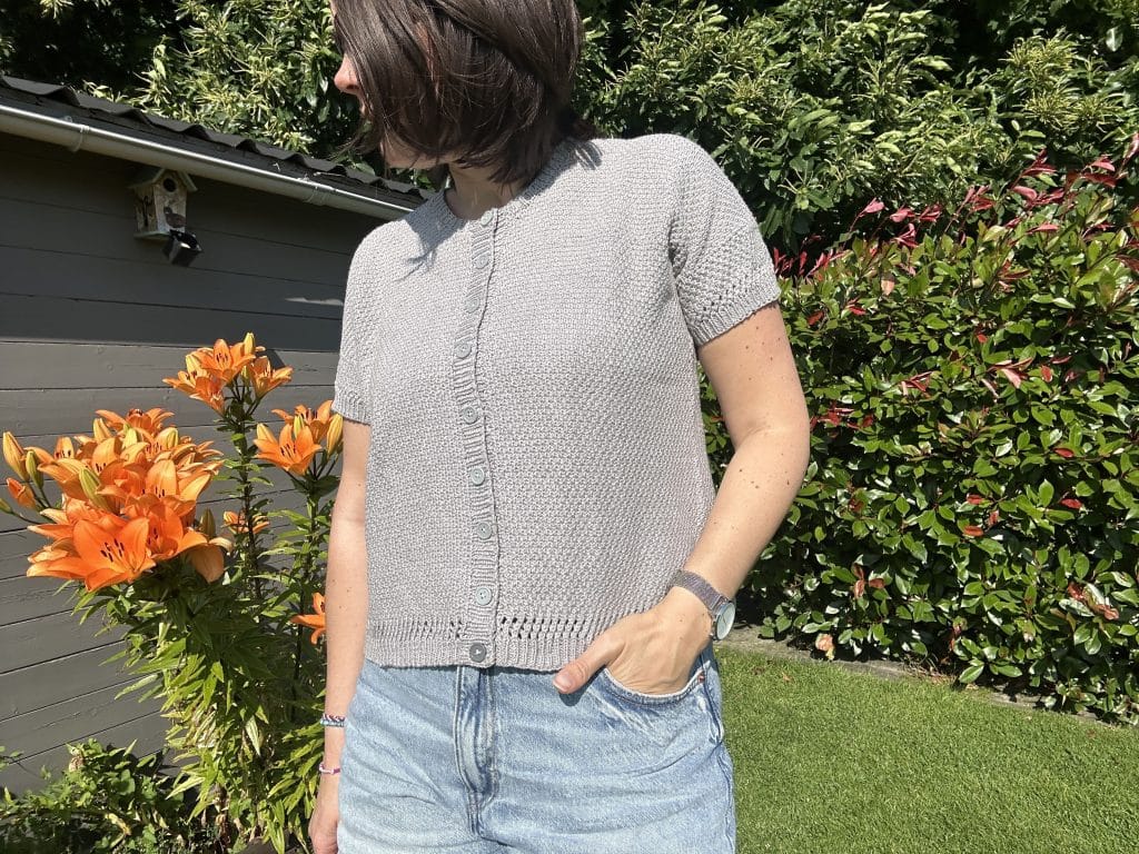 Capelle - Gilet au tricot en point de blé - Patron de tricot femme - Maloraé Designs